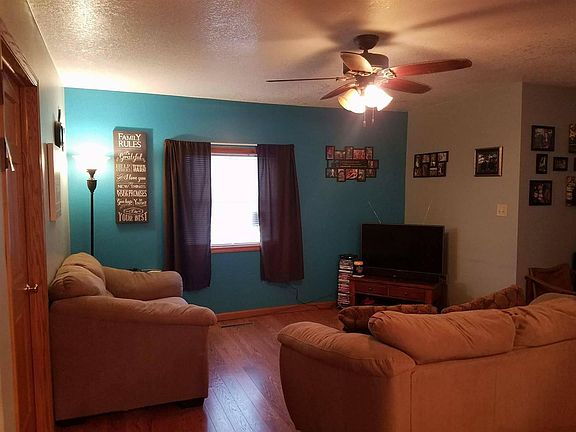 5th image of 225 Lincoln Dr NE