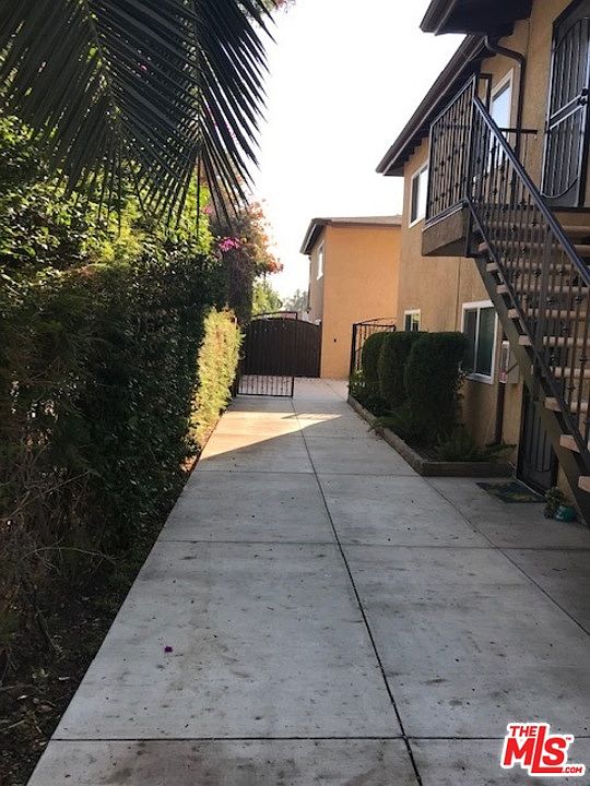 1st image of 344 Magnolia Ave