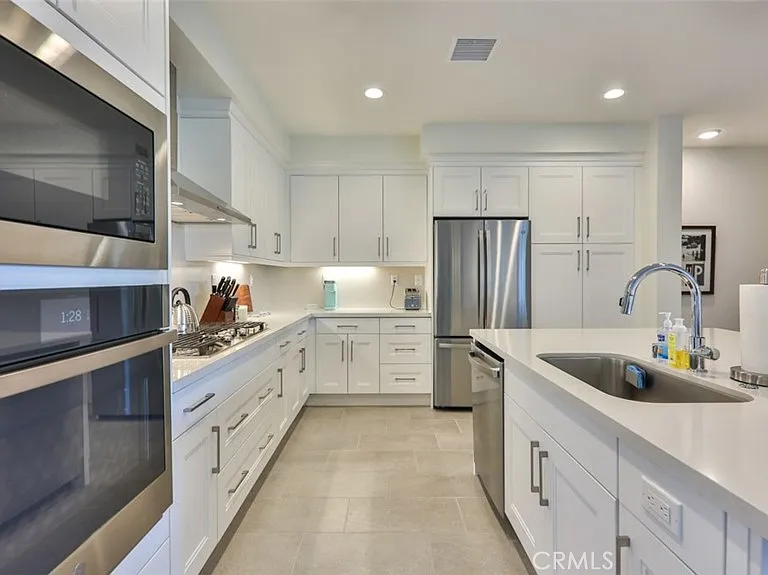 2869 Doheny Way — Photo 5