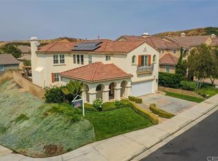 29203 Orion Ln, Saugus, CA 91390