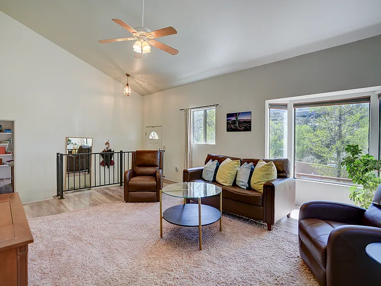 2807 Willow Creek Rd — Photo 2