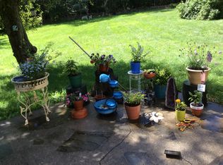 6 Blossom Rd, Airmont, NY 10901