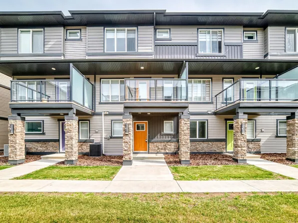1530 Tamarack Blvd NW #117, Edmonton, AB T6T 2E6