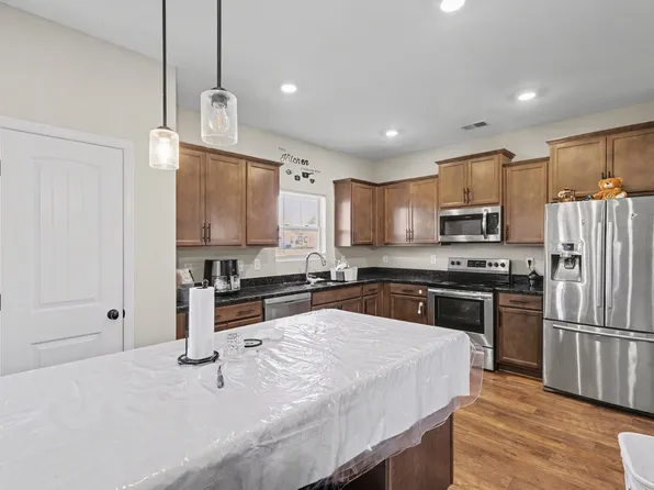 2223 Viking Ct, Murfreesboro, TN 37127