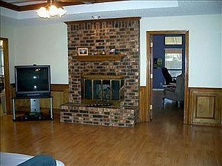 3rd image of 816 Santa Fe Trl