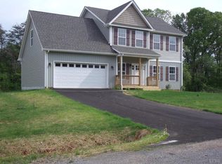 1165 Lowry Ridge Ct, Goode, VA 24556