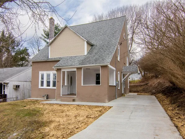 31 Medford St, Binghamton, NY 13903