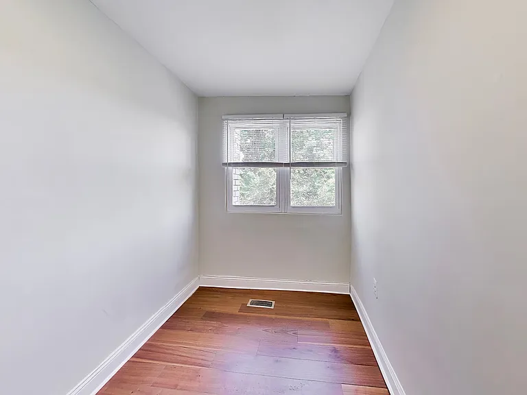 4230 Edson Pl NE — Photo 13