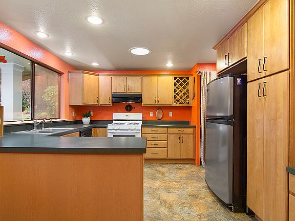 2nd image of 3611 125th St NW