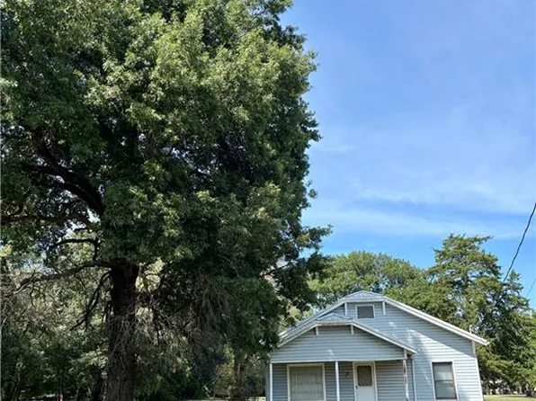 604 W Craig Rd, Pittsburg, KS 66762