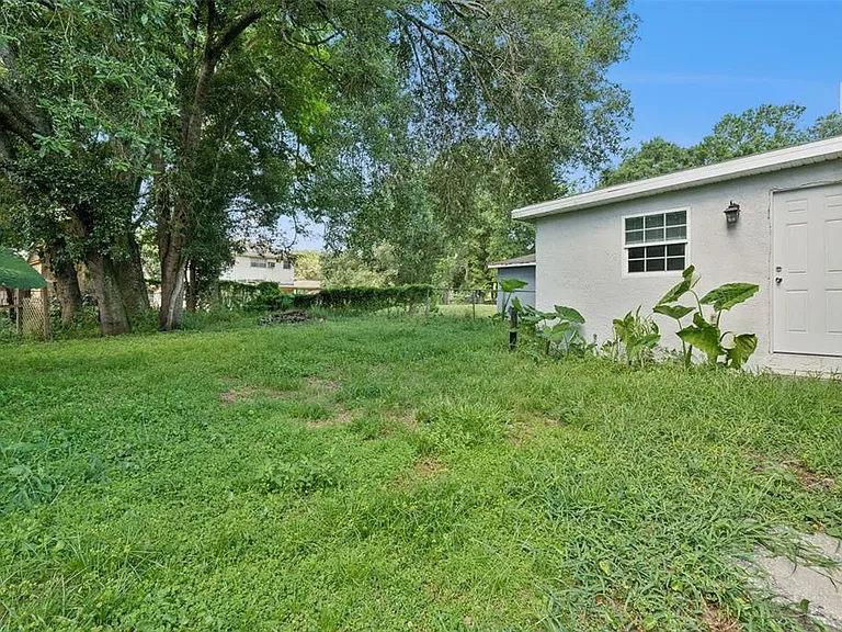 5000 Huppel Ave — Photo 17
