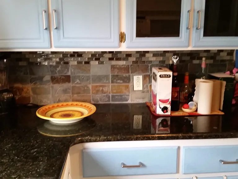 236 Crestview Dr — Photo 15