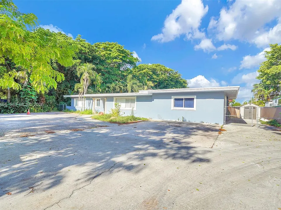 14500 NE 2nd Ave #3