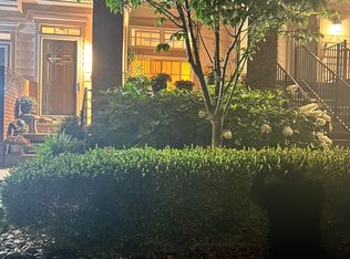 50119 Harding St, Canton, MI 48188