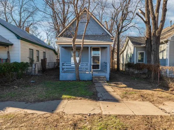 1209 S Greenwood Ave, Wichita, KS 67211
