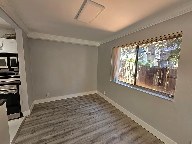 2148 Sherwood Forest Blvd #4 — Photo 9