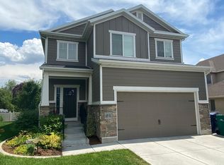 689 Weaver Ln, Layton, UT 84041