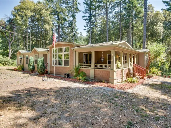 210 Bar W Ranch Rd, Carlotta, CA 95528