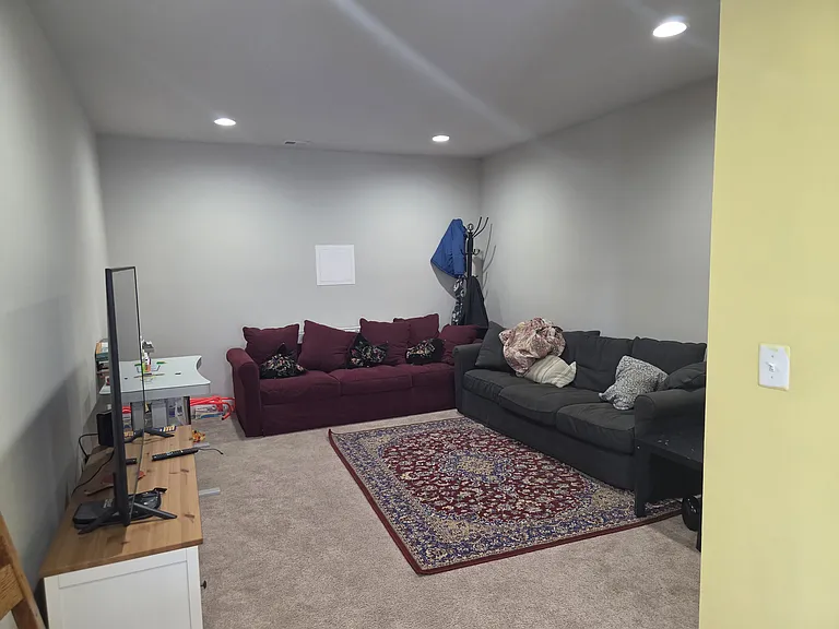 2441 Winthrop Dr — Photo 18