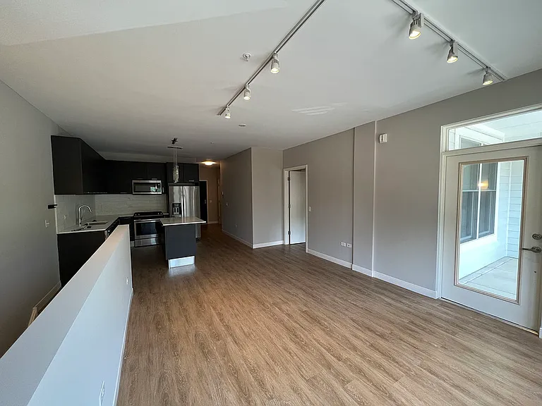 HIGHPOINT Clarendon Hills — Photo 33