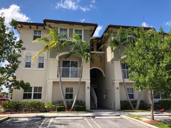 8760 NW 97th Ave APT 201
