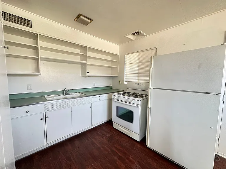 72256 Sunnyslope Dr — Photo 7