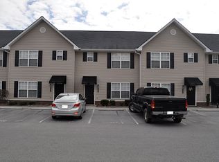 2121 S Greenwood Dr APT 403, Johnson City, TN 37604