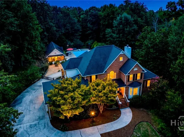 189 S Tanglewood Drive, Royston, GA 30662