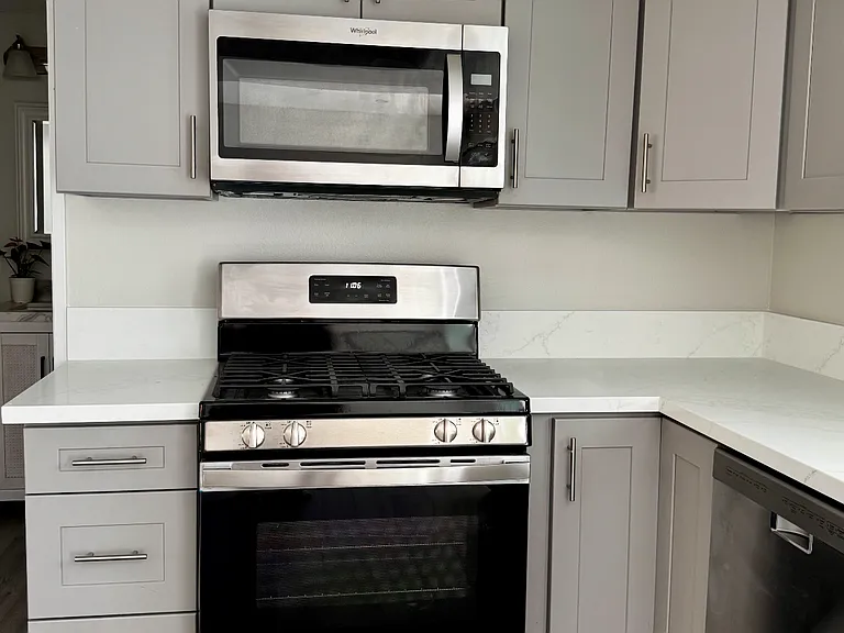 3764 Howard Ave — Photo 1