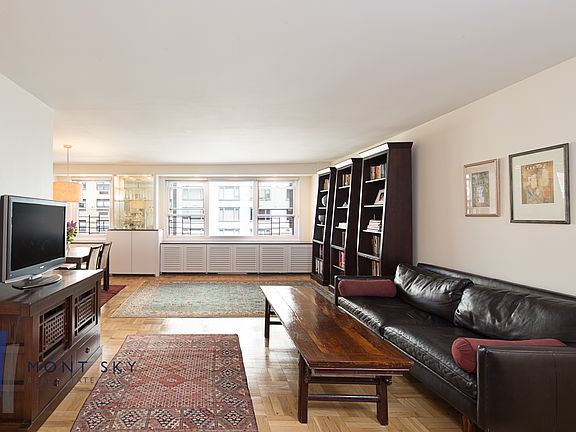 2nd image of 200 E 84th St APT 10C