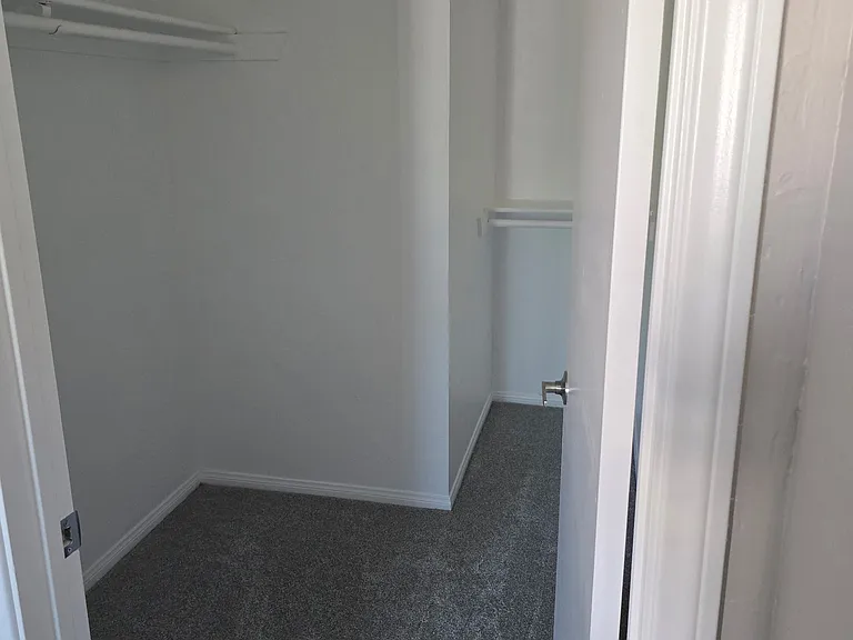 6728 Antilope St — Photo 21