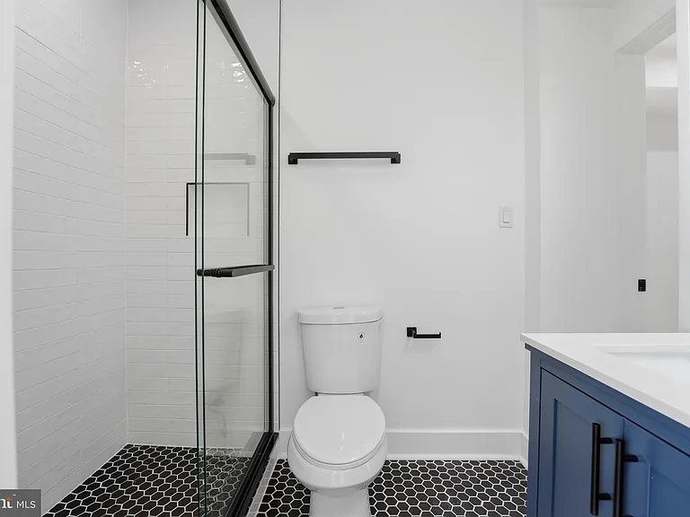 129 Hamilton St NW — Photo 46