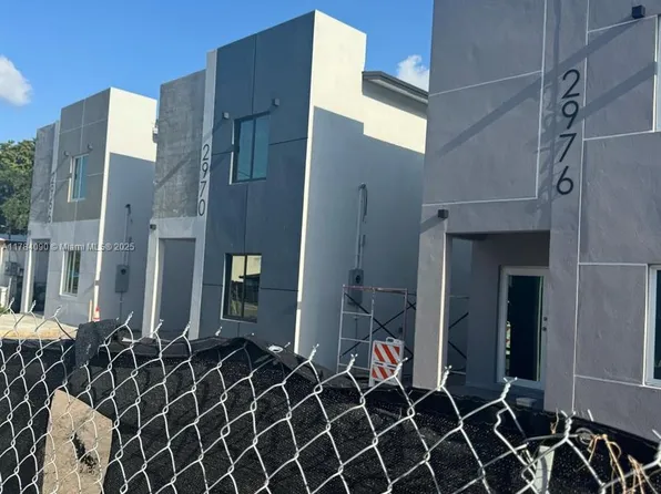 2980 NW 45th St, Miami, FL 33142