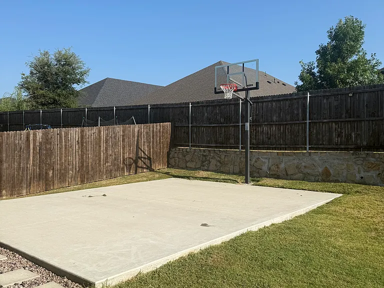 480 Pebble Brook Ln — Photo 4