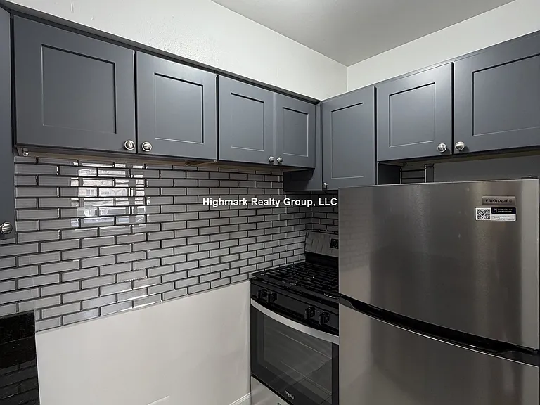 6830 N Sheridan Rd #251A — Photo 2