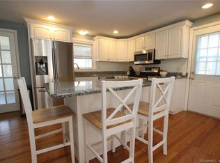 30 N Pleasant Rise, Brookfield, CT 06804