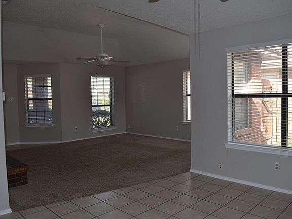 2nd image of 543 Kirkland Dr