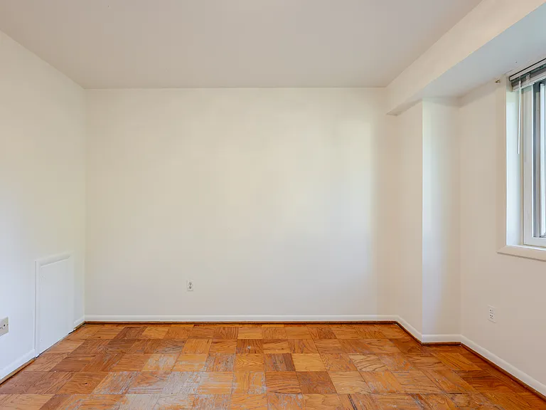 3433 Mount Pleasant St NW #302 — Photo 16
