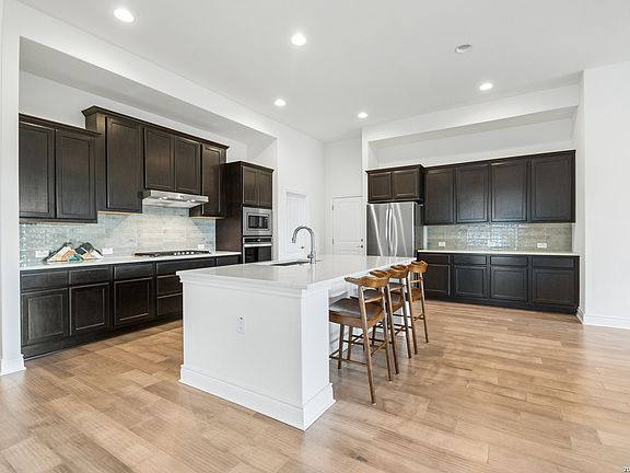 5th image of 110 Sonrisa