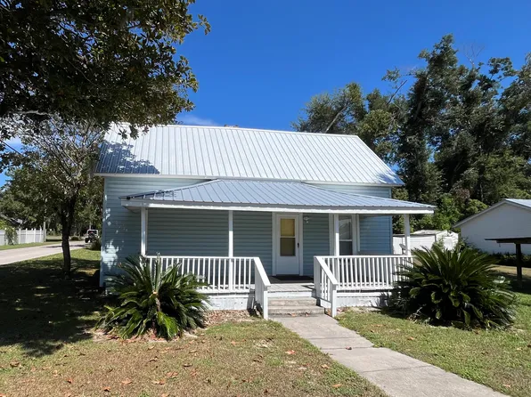 249 NE Bloxham St, Mayo, FL 32066