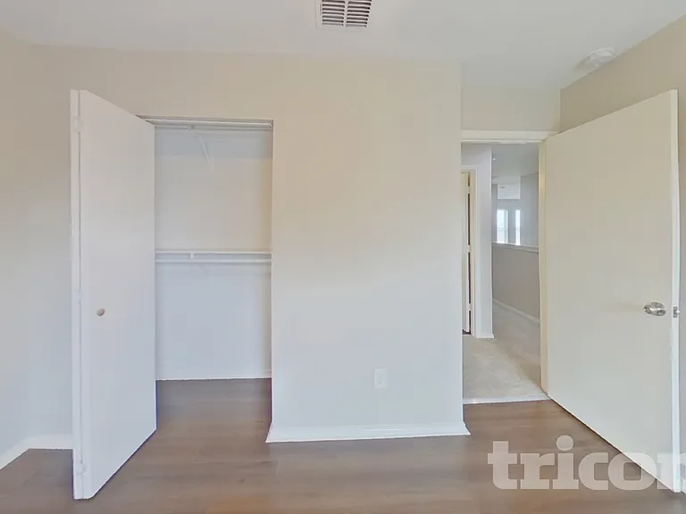 1221 Dianthus Dr — Photo 15