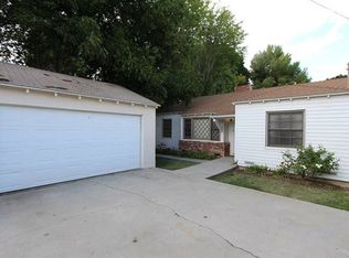 15207 Greenleaf St, Sherman Oaks, CA 91403