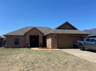 1407 NE Scenic Rdg, Elgin, OK 73538