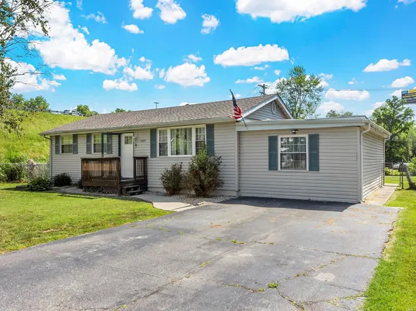 1937 Patricia St, Granite City, IL 62040