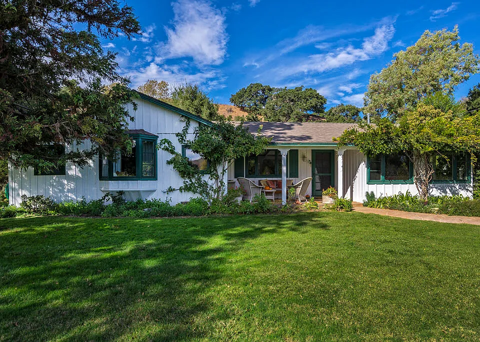 1445 Alamo Pintado Rd