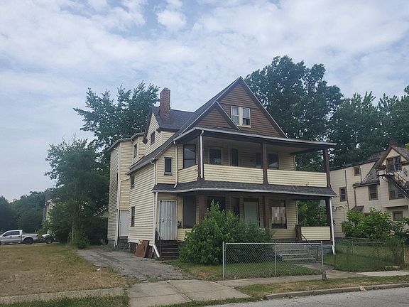 3rd image of 1640-1642 E 85th St