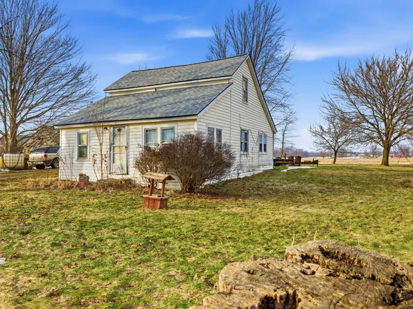 2217 126th Ave, Hopkins, MI 49328