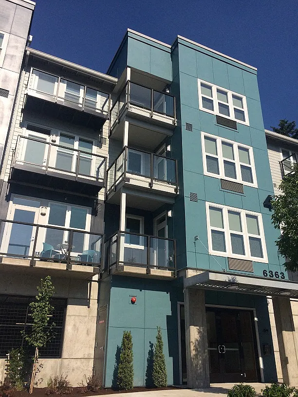 Commons at Sylvan Canyon Apartments — Photo 3