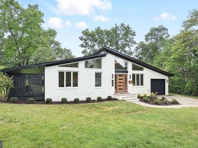 7904 Holmes Run Dr, Falls Church, VA, 22042