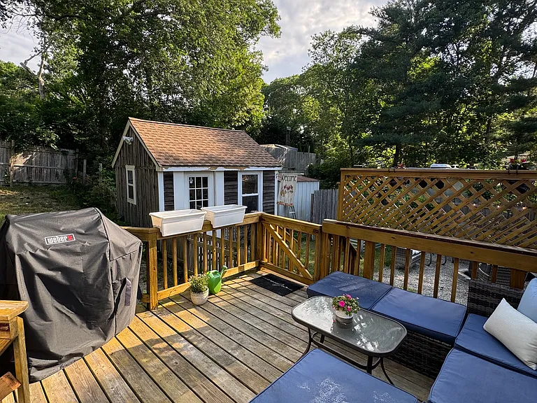 20 Buttonwood Ln — Photo 12